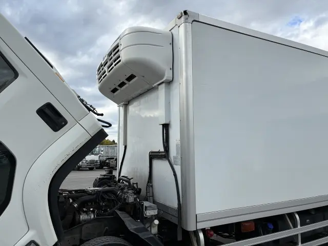 いすゞ フォワード 2PG-FTR90V2の写真11