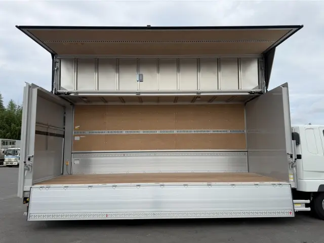 三菱 ファイター 2KG-FK65Fの写真8