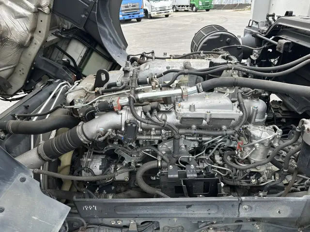 いすゞ ギガ 2PG-CYJ77Cの写真25