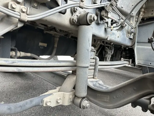 いすゞ ギガ 2PG-CYJ77Cの写真29