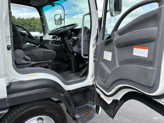 UD コンドル 2RG-BRR90T2の写真20