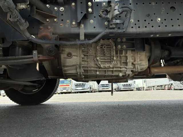 UD コンドル 2RG-BRR90T2の写真26