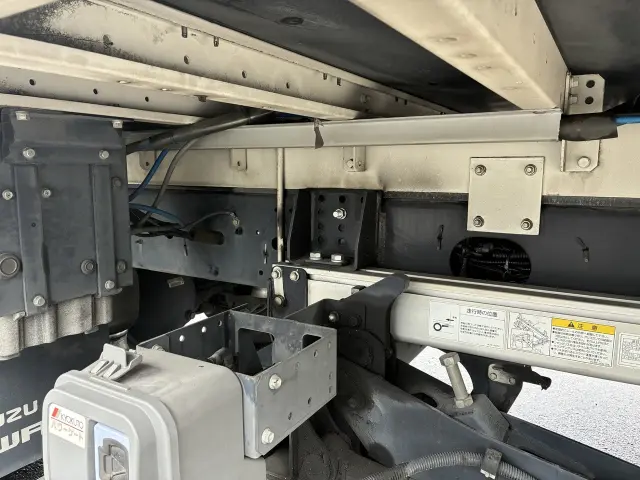 いすゞ フォワード 2RG-FRR90T2の写真31
