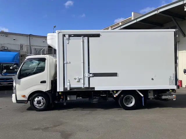 日野 デュトロ 2KG-XZU712Mの写真4