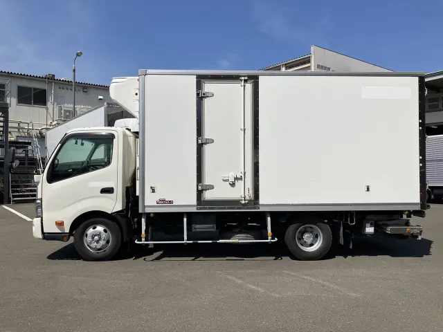 日野 デュトロ TKG-XZU712Mの写真4