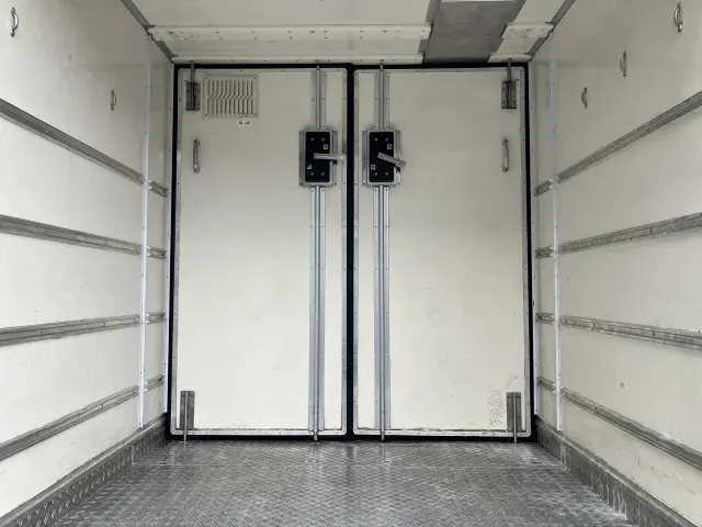いすゞ エルフ 2RG-NLR88ANの写真18