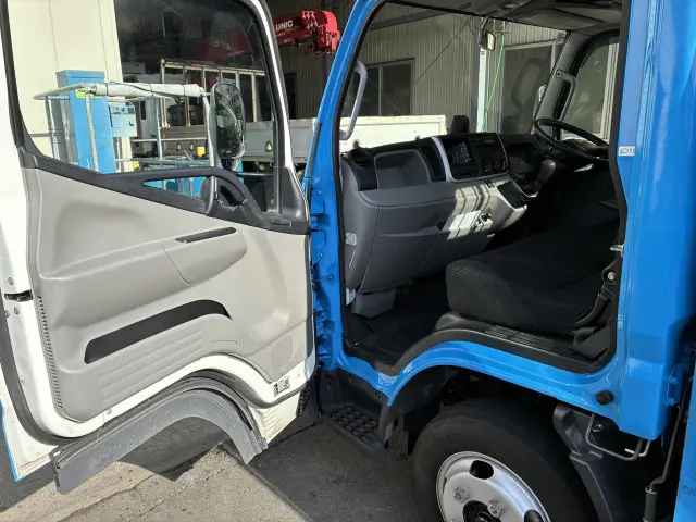 三菱 キャンター 2RG-FBA20の写真20