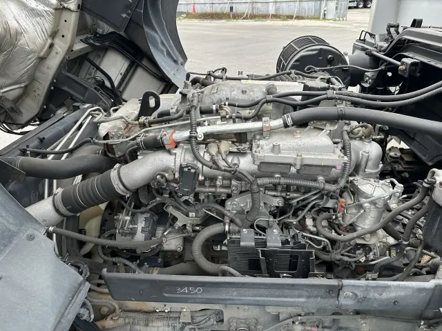 いすゞ ギガ 2PG-CYJ77Cの写真25