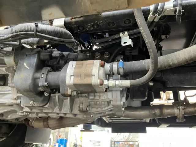 日野 デュトロ 2RG-XZU650Mの写真26