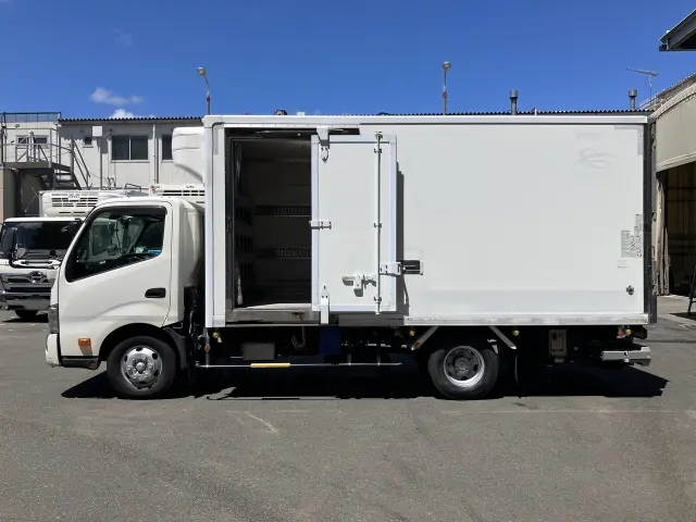 日野 デュトロ TKG-XZU712Mの写真5