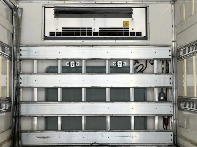 日野 デュトロ TKG-XZU712Mの写真16
