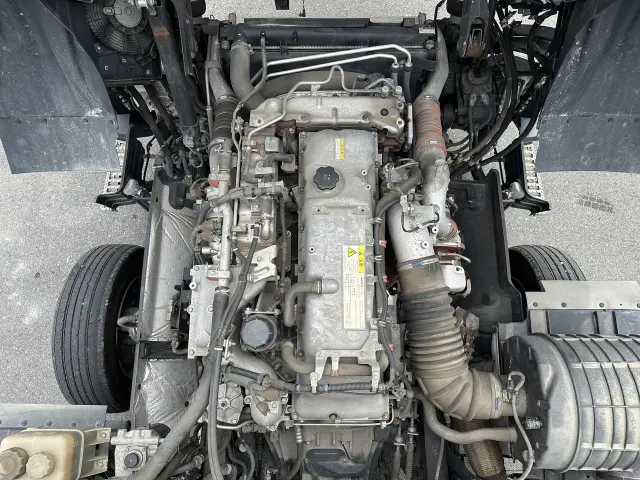 いすゞ ギガ 2PG-CYJ77Cの写真23