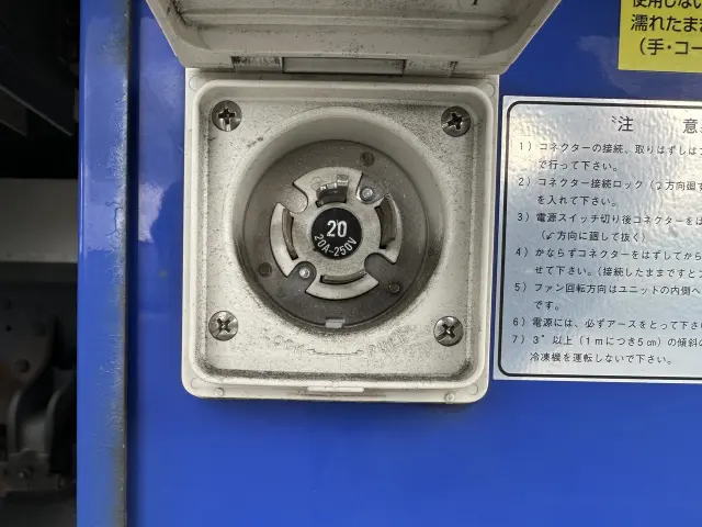 三菱 ファイター 2KG-FK62Fの写真32