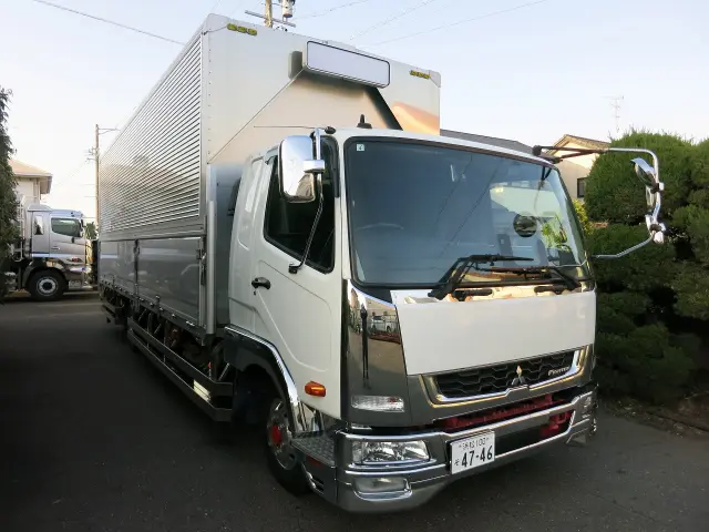 三菱 ファイター 2KG-FK62Fの写真1