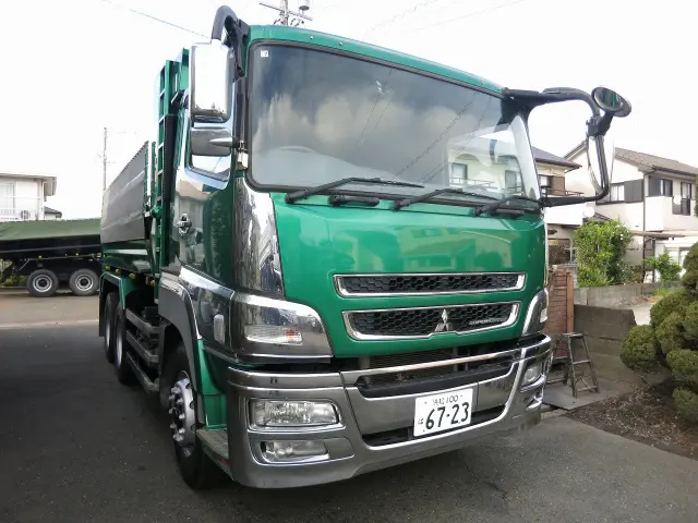三菱 スーパーグレート QKG-FV60VX(6x4)の写真1
