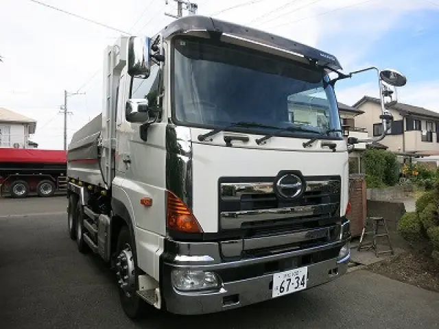 日野 プロフィア QKG-FS1EKDA(6x4)の写真1