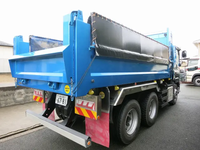 いすゞ ギガ 2PG-CXZ77CT(6x4)の写真4