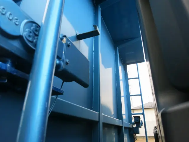 いすゞ ギガ 2PG-CXZ77CT(6x4)の写真12