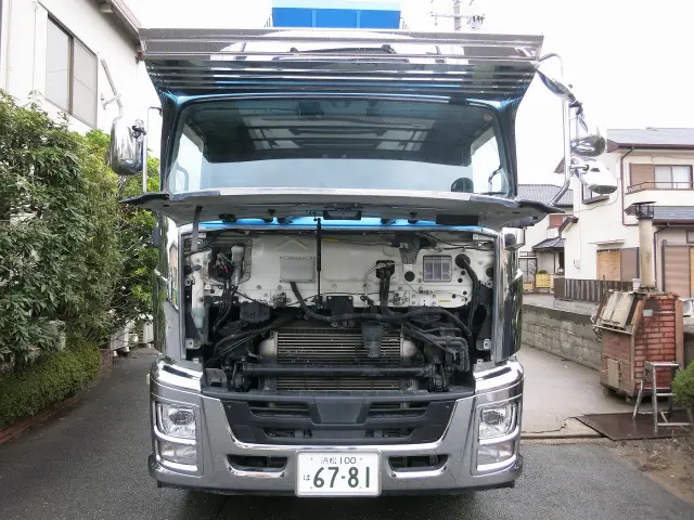 いすゞ ギガ 2PG-CXZ77CT(6x4)の写真15