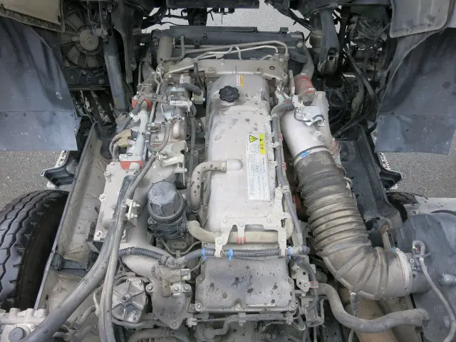 いすゞ ギガ 2PG-CXZ77CT(6x4)の写真17