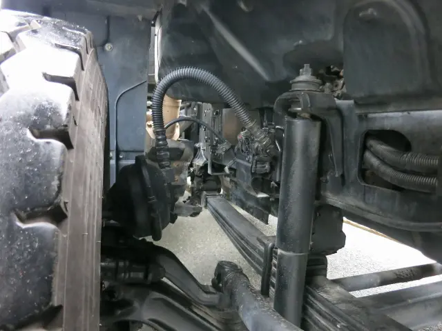 いすゞ ギガ 2PG-CXZ77CT(6x4)の写真24