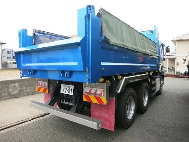 いすゞ ギガ 2PG-CXZ77CT(6x4)の写真4