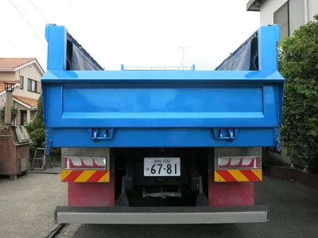 いすゞ ギガ 2PG-CXZ77CT(6x4)の写真6