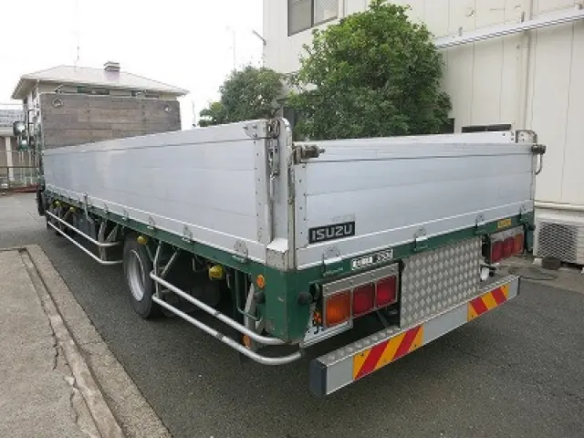 いすゞ フォワード TKG-FRR90T2(2WD)の写真3