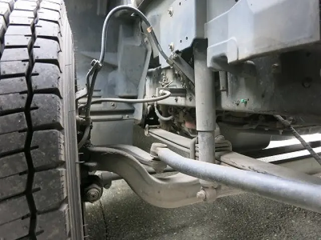 いすゞ フォワード TKG-FRR90T2(2WD)の写真17