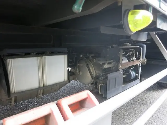 いすゞ フォワード TKG-FRR90T2(2WD)の写真18