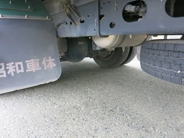 いすゞ フォワード TKG-FRR90T2(2WD)の写真21