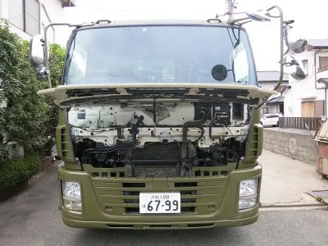 いすゞ ギガ QKG-CXZ77AT(6x4)の写真16