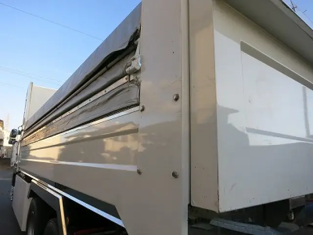 日野 プロフィア 2DG-FS1EJA(6x4)の写真9