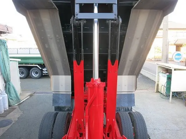 日野 プロフィア 2DG-FS1EJA(6x4)の写真20