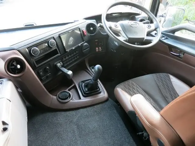 日野 プロフィア 2DG-FS1EJA(6x4)の写真28