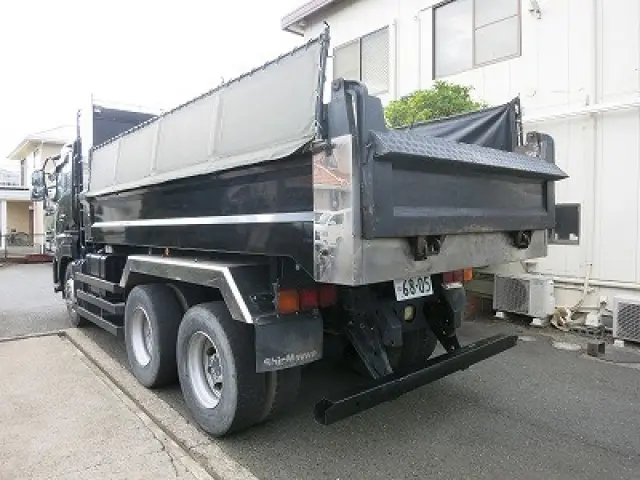 ＵＤ クオン QKG-CW5XL(6x4)の写真3