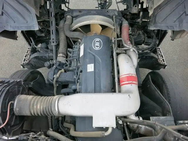 ＵＤ クオン QKG-CW5XL(6x4)の写真18