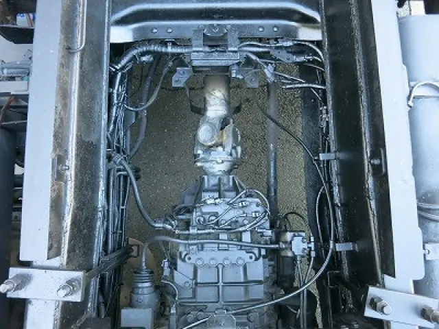 日野 プロフィア QKG-FS1EKAA(6x4)の写真18