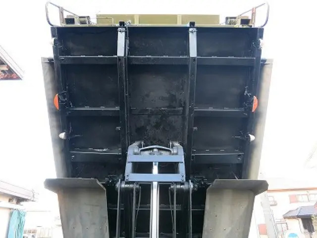 日野 プロフィア QKG-FS1EKAA(6x4)の写真20