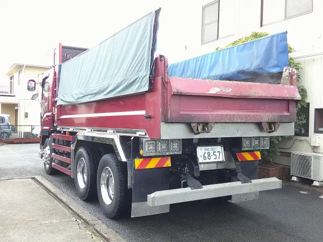 いすゞ ギガ 2PG-CXZ77CT(6x4)の写真4