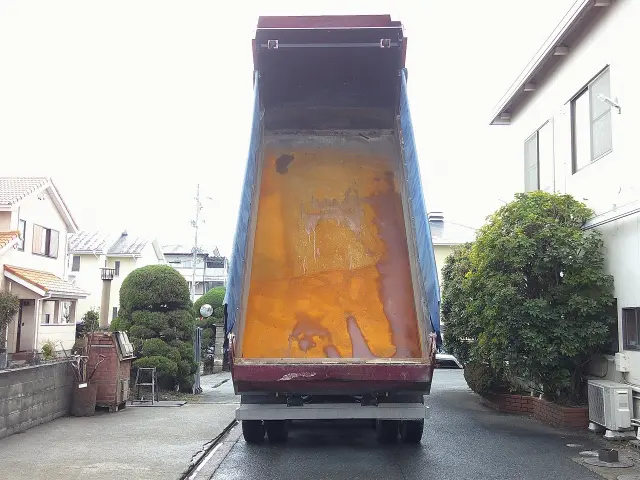 いすゞ ギガ 2PG-CXZ77CT(6x4)の写真8