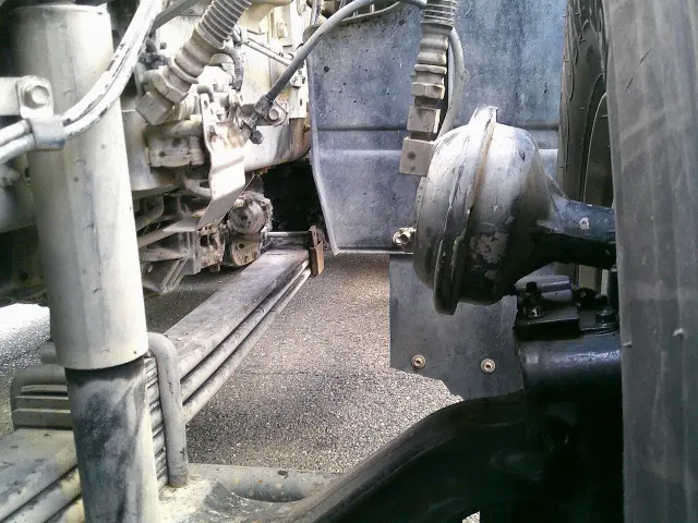 いすゞ ギガ 2PG-CXZ77CT(6x4)の写真22