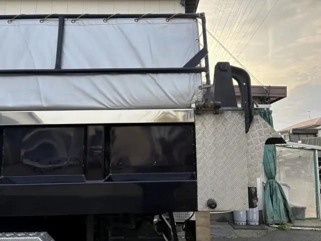 UD クオン QKG-CW5XL(6x4)の写真11