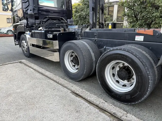 UD クオン QKG-CW5XL(6x4)の写真24