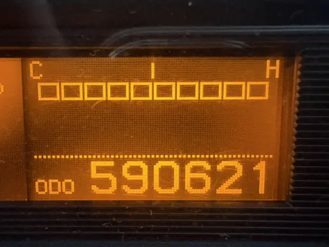 UD クオン QKG-CW5XL(6x4)の写真27