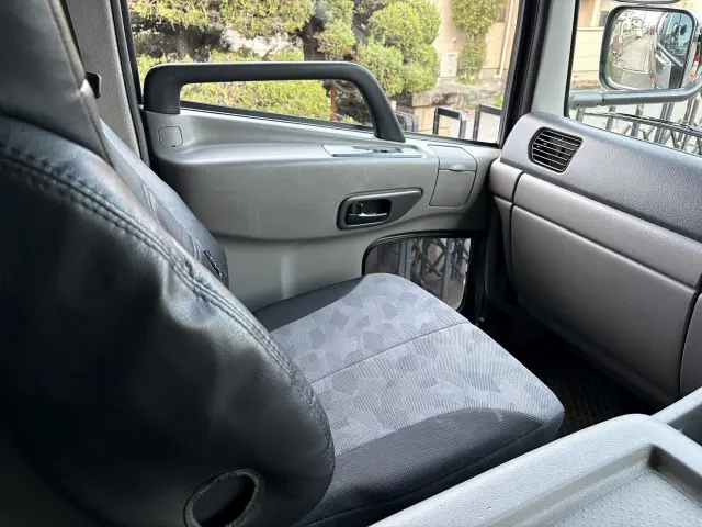 UD クオン QKG-CW5XL(6x4)の写真29