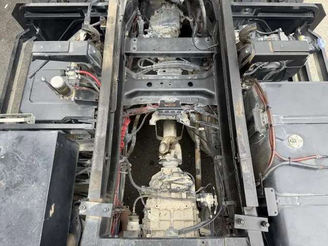 日野 プロフィア QKG-FS1EKDA(6x4)の写真19