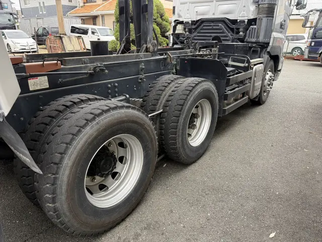 日野 プロフィア QKG-FS1EKDA(6x4)の写真26