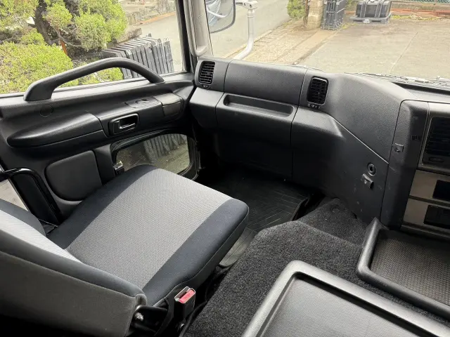 日野 プロフィア QKG-FS1EKDA(6x4)の写真30