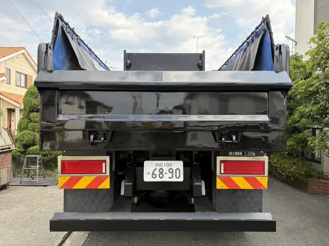 いすゞ ギガ 2PG-CXZ77CT(6x4)の写真6